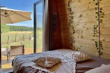 Gîte pour 2 personnes, avec jardin à Monts-sur-Guesnes