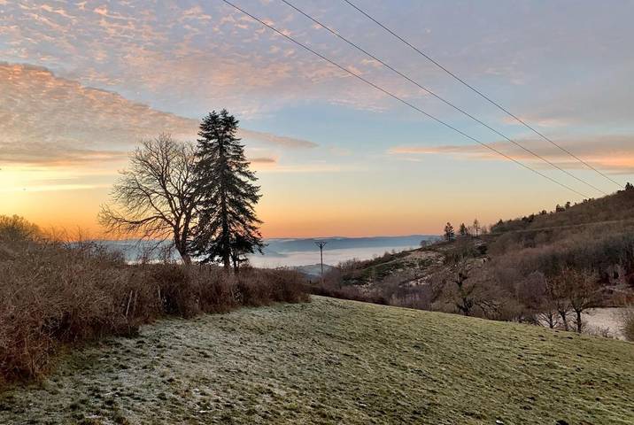 Gîte pour 4 personnes, avec vue ainsi que jardin et terrasse dans Les Salces - 3