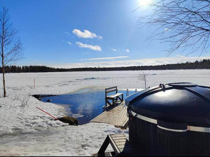 Chalet pour 10 personnes, avec jardin et vue ainsi que vue sur le lac et sauna à Rovaniemi