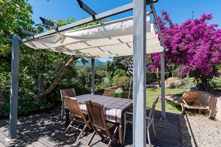 Maison de vacances pour 6 personnes, avec terrasse et jardin, animaux acceptés