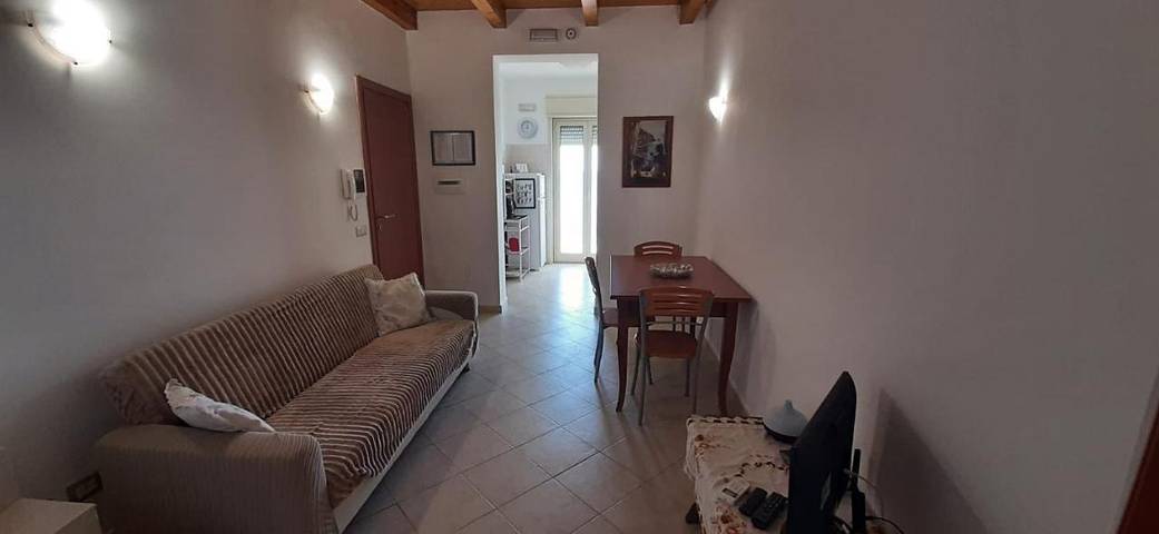 Gîte pour 3 personnes, avec terrasse et vue, animaux acceptés à Scaletta Zanclea - 4