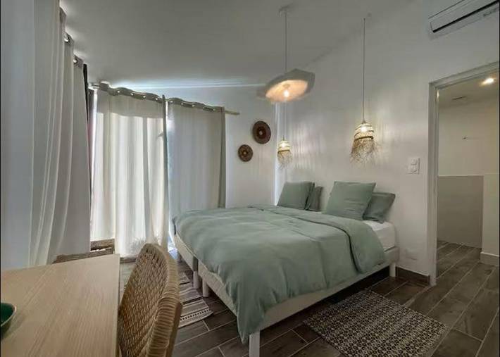 Maison d’hôte pour 2 personnes, avec jardin et piscine, animaux acceptés à Capestang - 2