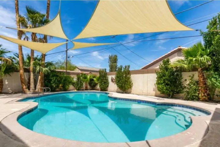 Casa de vacaciones para 16 personas, con jardín y piscina - 1