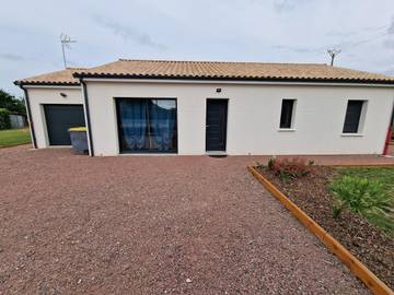 Gîte pour 7 personnes, avec jardin et terrasse à Les Trois-Moutiers