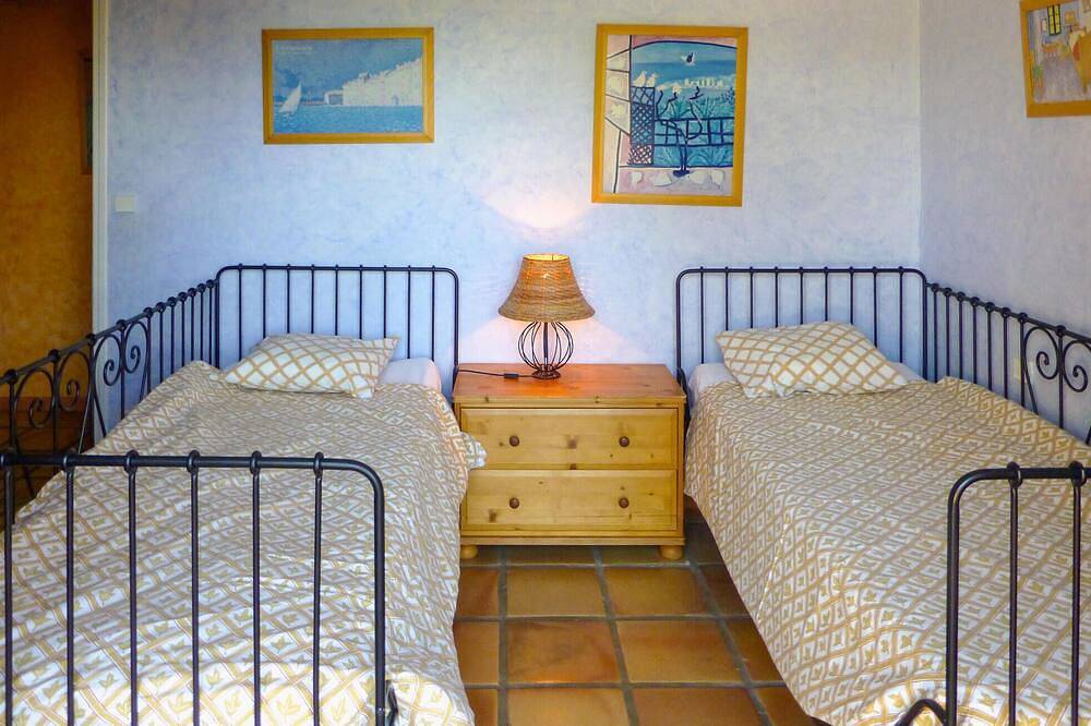 Pet friendly home in Entrecasteaux in Entrecasteaux, Región Brignoles