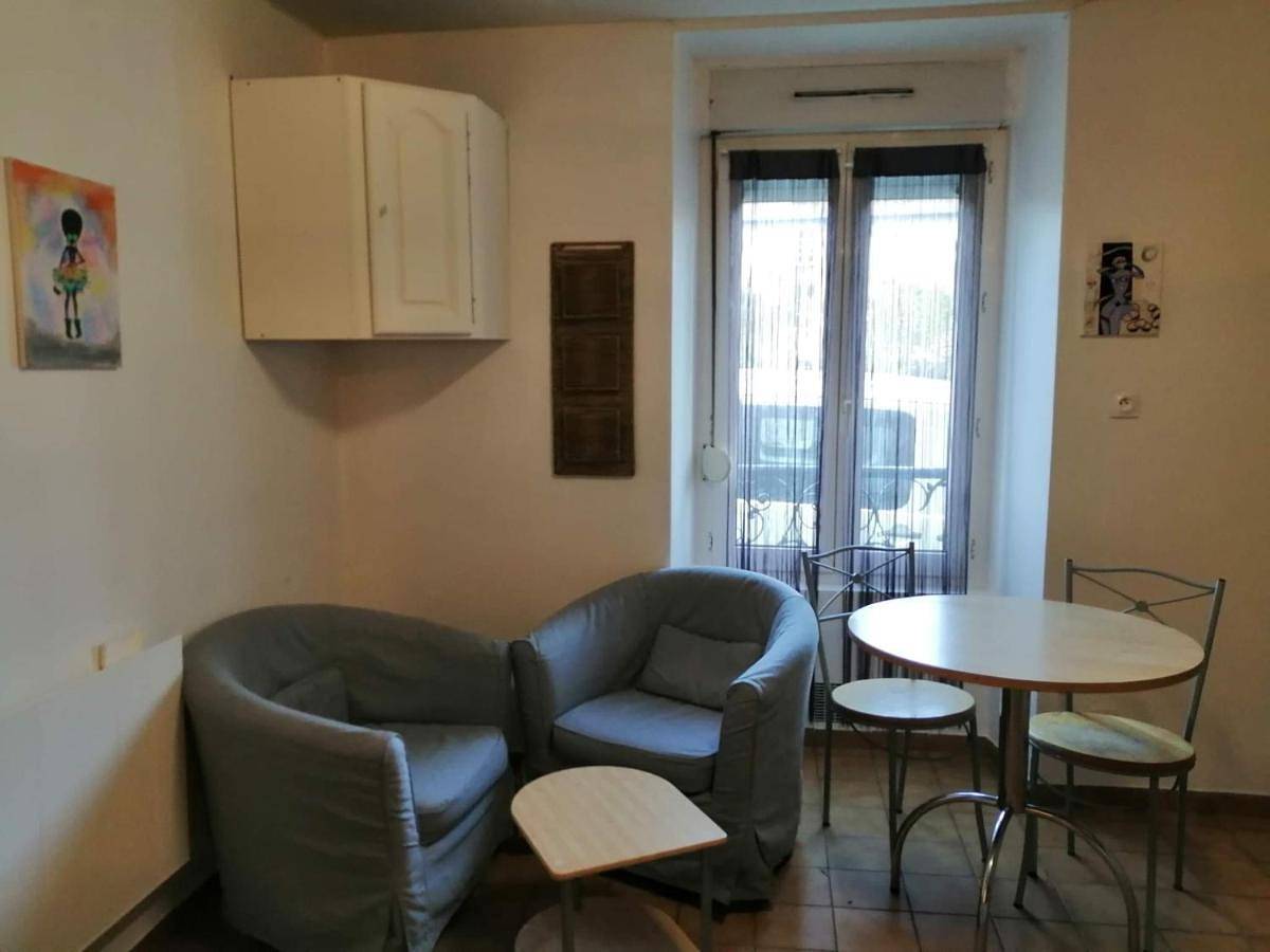 Appartement entier, One-Bedroom Apartment in Vitré, Fougères-Vitré