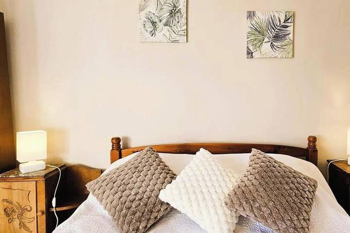 Location de vacances pour 6 personnes, avec Terrasse à Altillac - 3