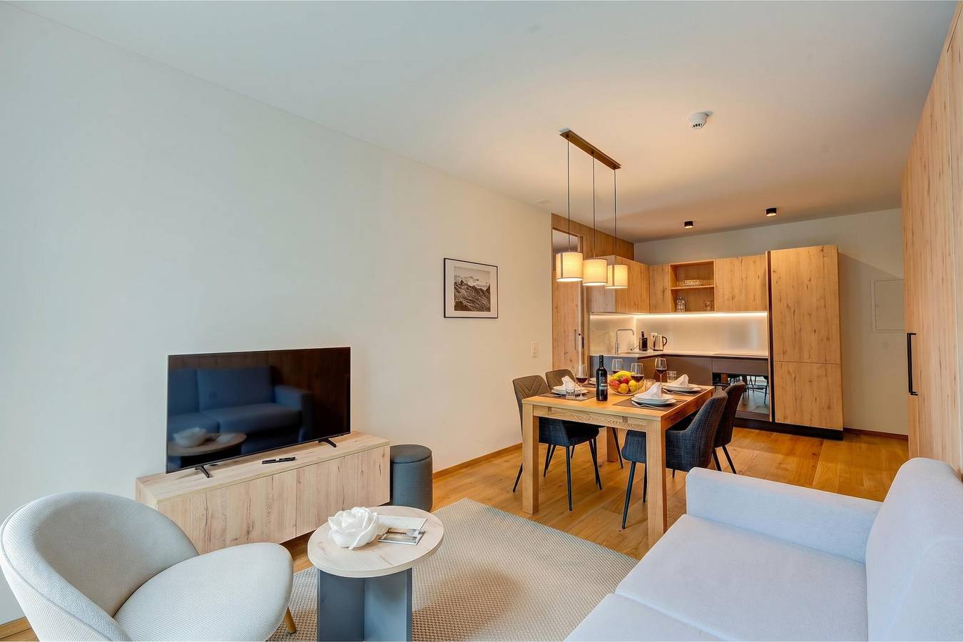 Ganze Wohnung, Modern Alpine Stay in San Bernardino | Ski, Hiking & Nature - Tilia 204 in San Bernardino GR, Mesocco