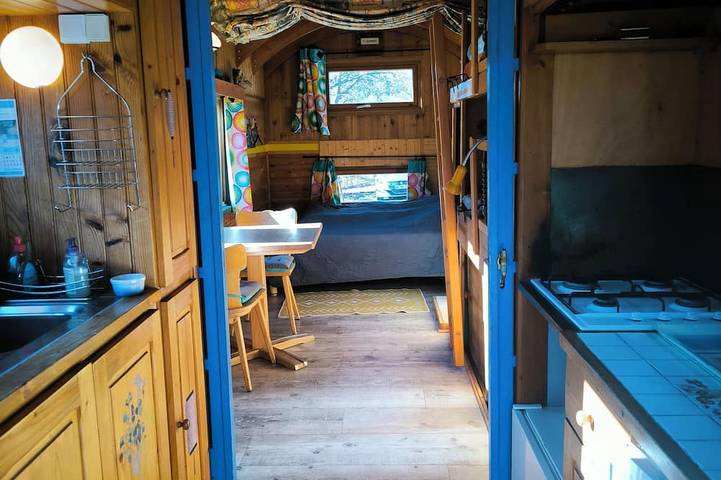 Gîte pour 2 personnes, avec Jacuzzi et Terrasse ainsi que Jardin et Sauna
