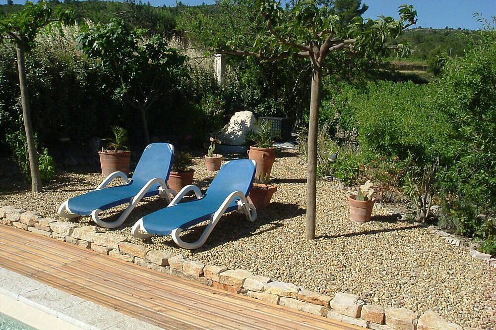 Villa avec Piscine privative chauffée, vue sur le vignoble, à 25 Km de la mer in Coustouge, Côte méditerranéenne (France)