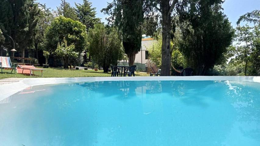 Villa per 6 persone, con Terrazza e Giardino nonché Piscina a Foligno