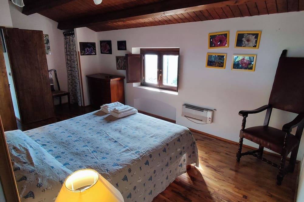 Villino Ponza, with access to the beach and shared pool in Faro Capo Vaticano, Vibo Valentia Provinz