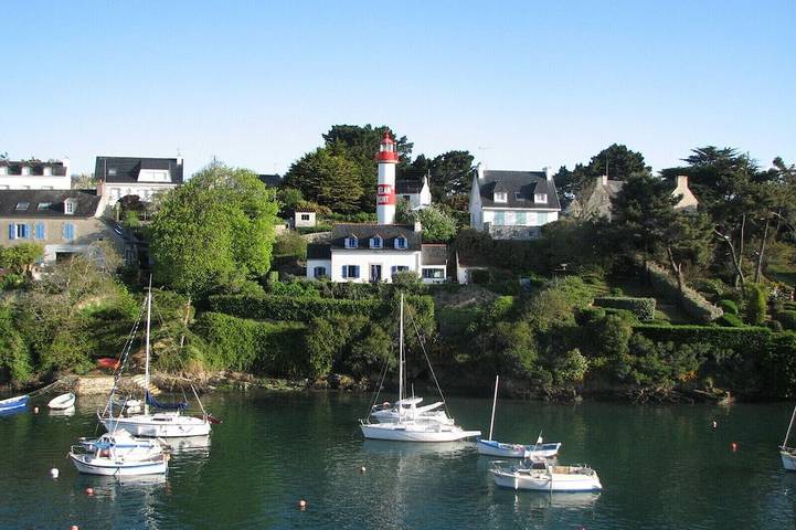 Appartement de vacances pour 5 personnes, avec Jacuzzi dans Phare de Doëlan