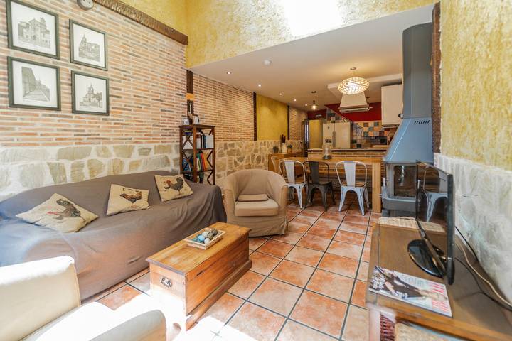 Chalet para 8 personas, con Jardín en Provincia de Burgos