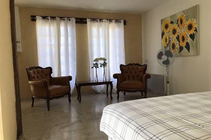 Location de vacances pour 6 personnes, avec terrasse et jardin à Sainte-Alvère - 2