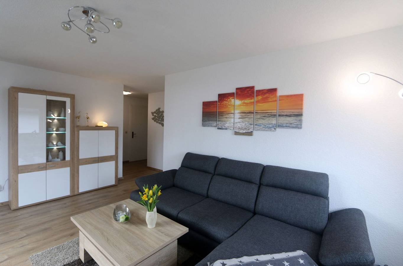 Ganze Wohnung, Villa Monika, App. Nordlicht 6 - moderne Fewo mit Balkon in Sassnitz, Nationalpark Jasmund