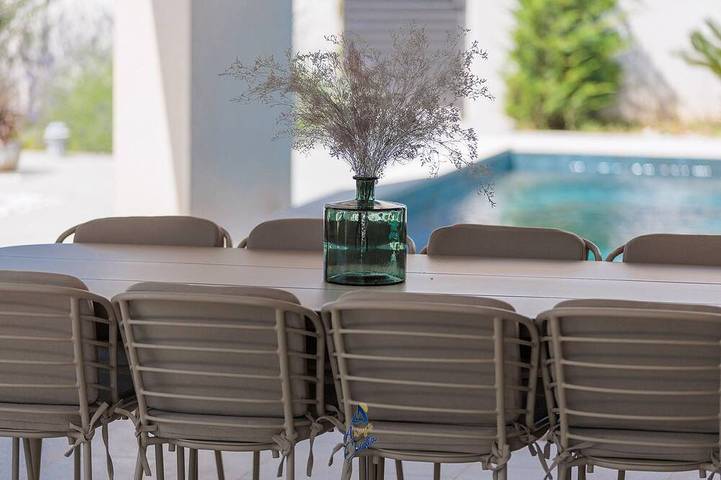 5Br/5Ba Sanctuary for 10 with Heated Pool, Waterfall, and jaccuzzi in Supetar, Brac