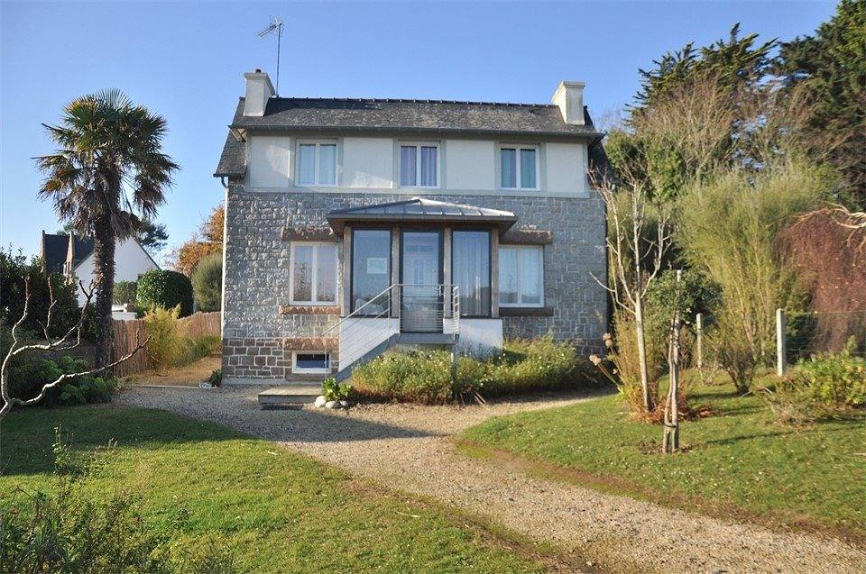 Belle maison avec jardin, Wifi à 600m de la plage à Tregastel in Trégastel, Côte de Granit Rose