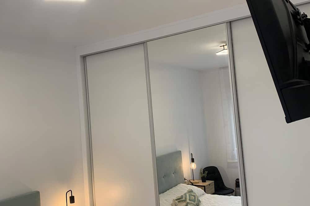 Entire apartment, The door to the center in Soria, Soria Province