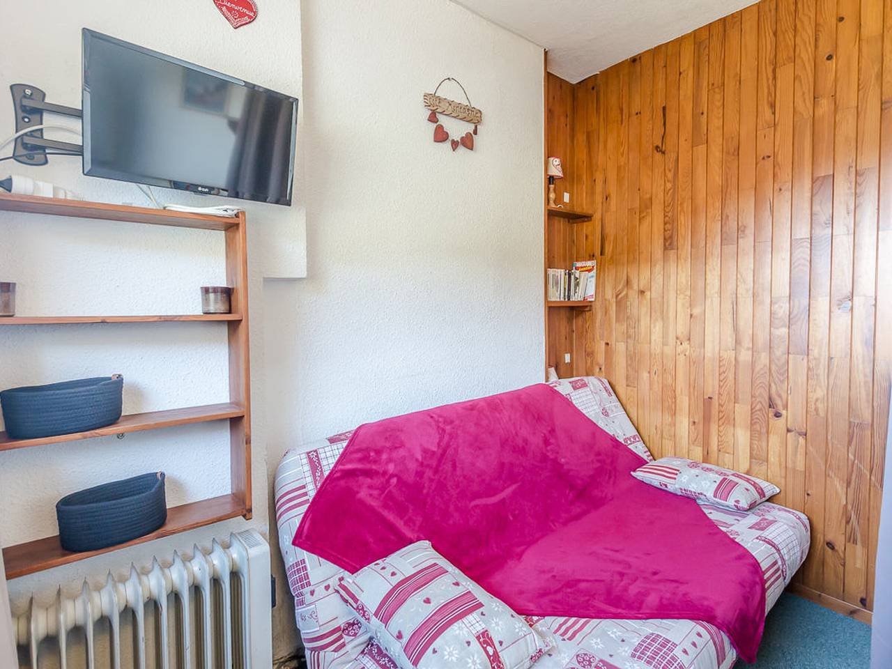 Estudio entero, **Estudio acogedor en Montchavin La Plagne, cerca de pistas y comercios, con terraza y todas las comodidades** in Bellentre, La Plagne-Tarentaise