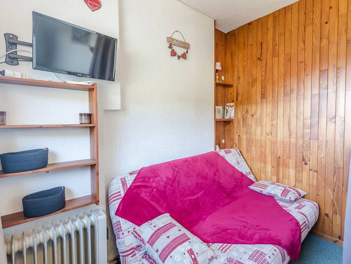 Estudio entero, **Estudio acogedor en Montchavin La Plagne, cerca de pistas y comercios, con terraza y todas las comodidades** in Bellentre, La Plagne-Tarentaise