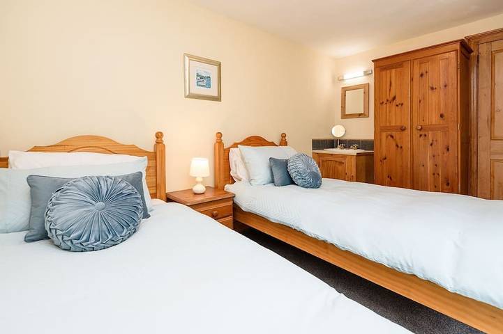 Fabulosa casa familiar con amplio jardín y wifi in Looe, Cornualles