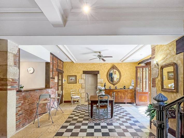 Gîte pour 2 personnes, avec vue et terrasse dans Reventin-Vaugris - 4