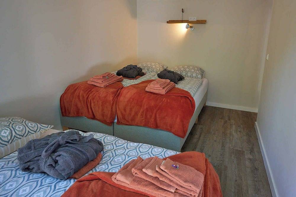 Zen-Bungalow no 5 with sauna and hottub in Hardenberg, Regio Zwolle