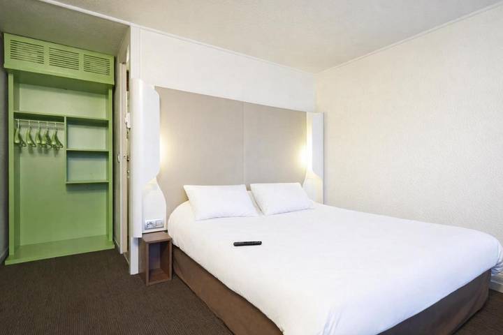 Hôtel pour 2 personnes, avec Terrasse à Lens