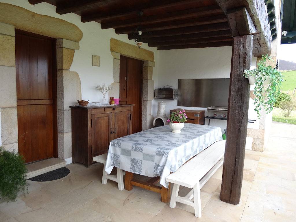 Chambres d'hôtes à Sare dans une maison Labourdine - Chambre Nerea in Sare, Région de Bayonne