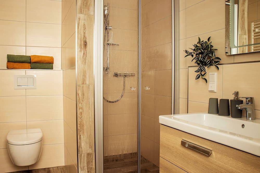 Ganze Wohnung, Traumhafte Ferienwohnung in 300m Entfernung zum Zwischenahner Meer in Rostrup, Bad Zwischenahn