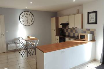Gîte pour 8 personnes, avec jardin et piscine à Gouville-sur-Mer