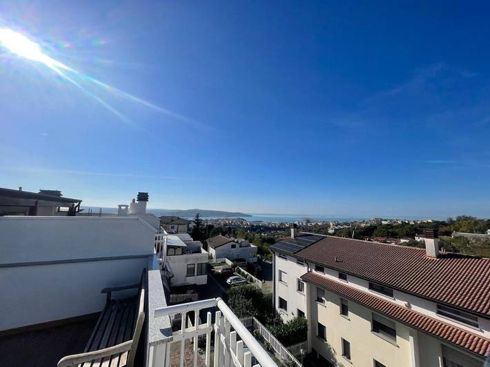 Ferienwohnung für 7 Personen, mit Ausblick und Garten, mit Haustier in Triest