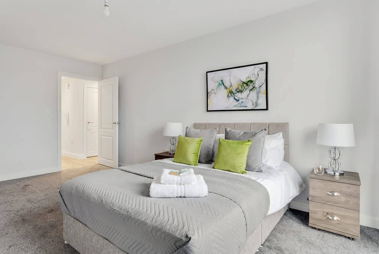 Entire apartment, Lovely 1 Bed Birmingham Apartment w Terrace Access in Birmingham, Birmingham Area