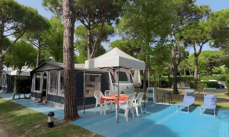 Bungalow für 4 Personen, mit Terrasse und Pool sowie Sauna in Cavallino - 4