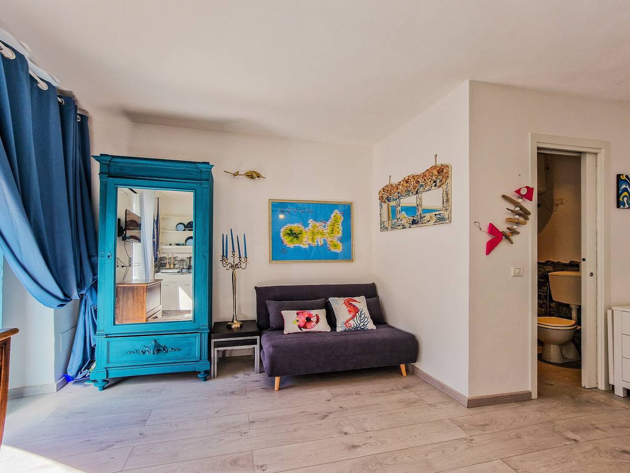 Appartamento intero, Appartamento 'Loft Francesca Old City Center' con Aria Condizionata in Rio Marina, Isola d'Elba