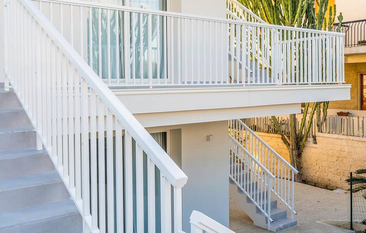 Apartamento vacacional entero, Acogedor apartamento AC con terraza, parking y WiFi a 1,5km de la playa de Sampieri in Marina di Modica, Módica