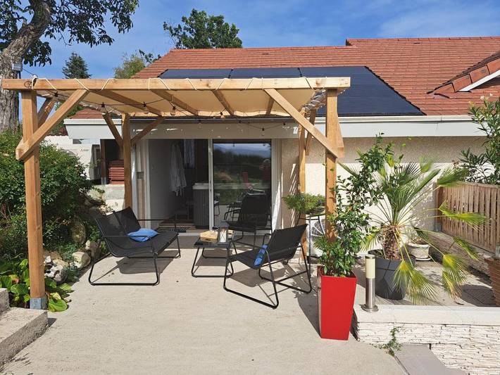 Chambre d’hôte pour 2 personnes, avec vue et jardin dans l' Isère - 4