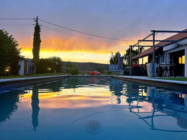 Chambre d’hôte pour 4 personnes, avec piscine et vue ainsi que jardin et terrasse - 1