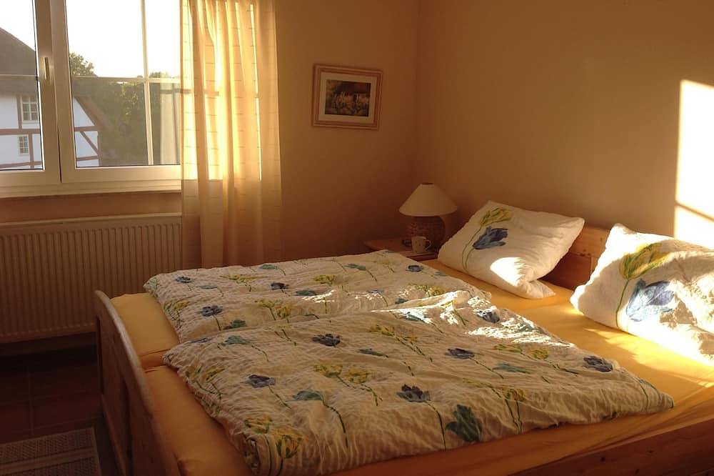 Komfortables Ferienhaus für 7 Personen mit Sauna, 110 qm, im Süden von Rügen in Halbinsel Zudar, Garz/Rügen