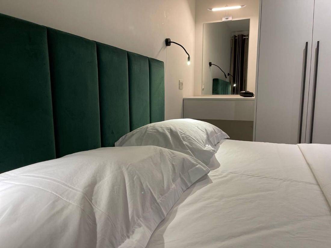 Ganzes Studio, Le petite Central Studio Apartment 1 in Tiranë, Albanien