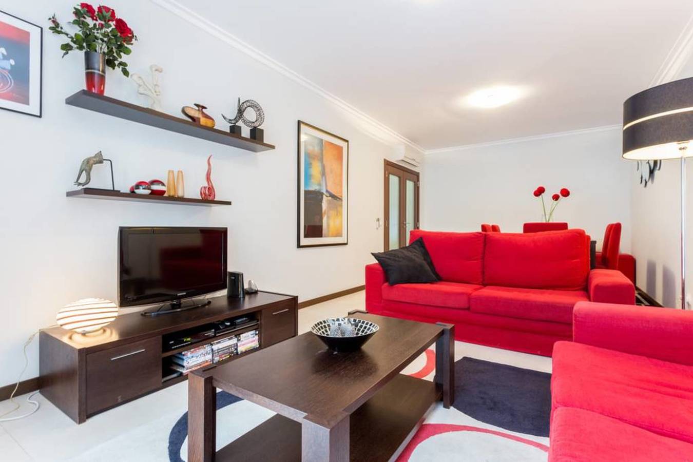 Entire apartment, Lagos Marina apartment with rooftop pool and gym in São Sebastião, Lagos