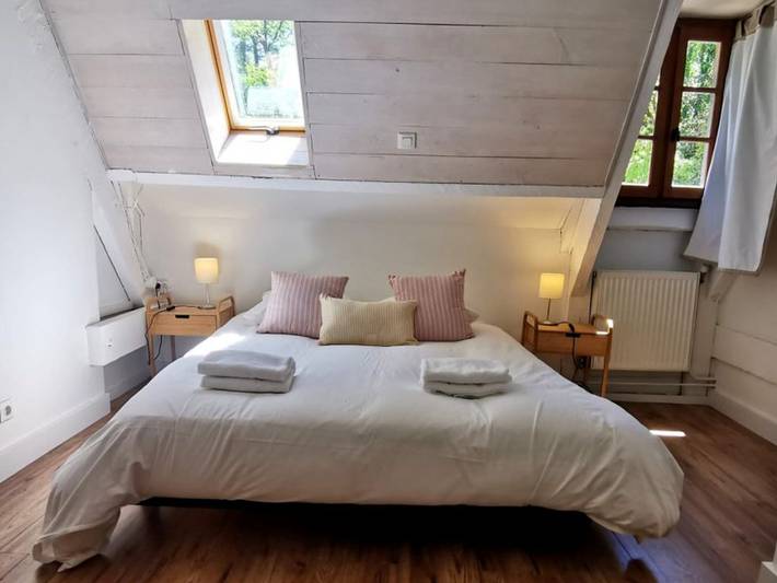 Location de vacances pour 9 personnes, avec piscine à Saint-Amand-de-Coly - 2