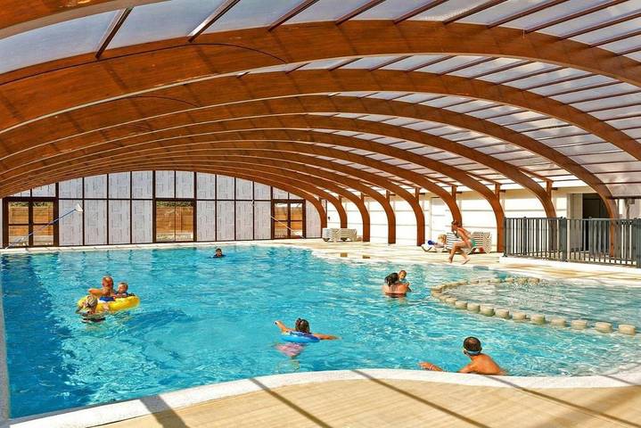Parc de vacances pour 4 personnes, avec piscine ainsi que jardin et bassin pour enfant dans le Morbihan - 4