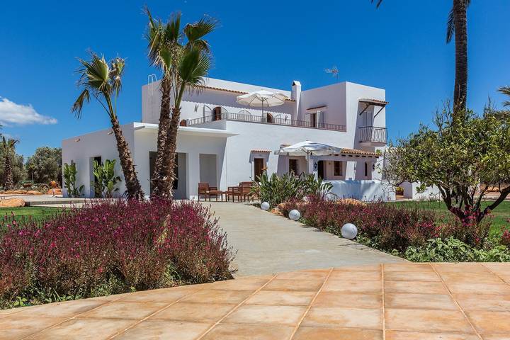 Chalet para 10 personas con balcón in Es Canar, Santa Eulària des Riu