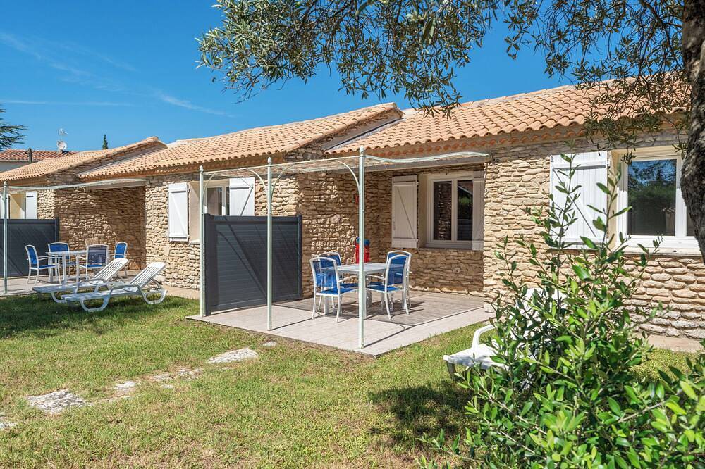 Apartamento entero, Charming stone house in a tourist residence in La Roque-sur-Pernes, Vaucluse