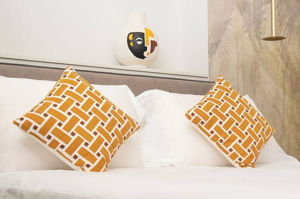 Entire apartment, Vesuvius Palace Aparthotel - Suite Plutone in Ercolano, Vesuvio National Park