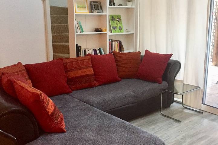 Location de vacances pour 4 personnes, avec jardin ainsi que terrasse et piscine, animaux acceptés à Portet-sur-Garonne