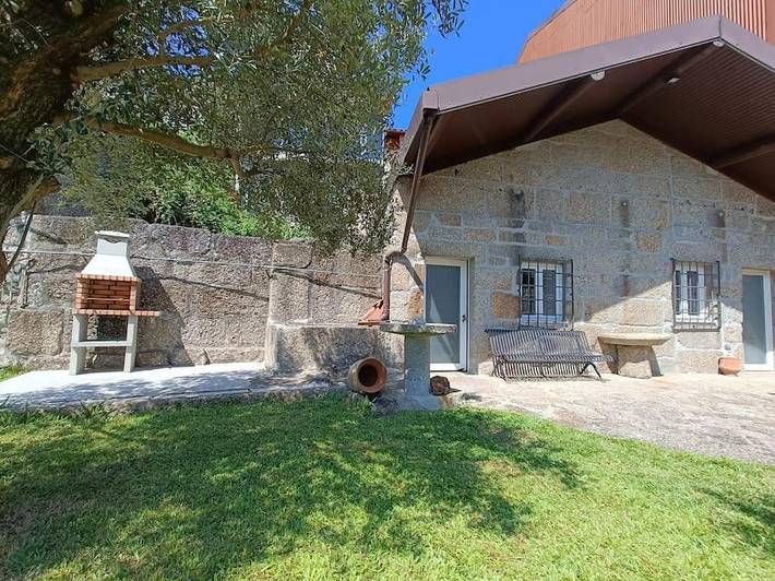 Casa de férias para 4 pessoas, com jardim em Guimarães