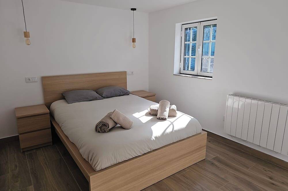 Destro village in Lindoso, Gerês